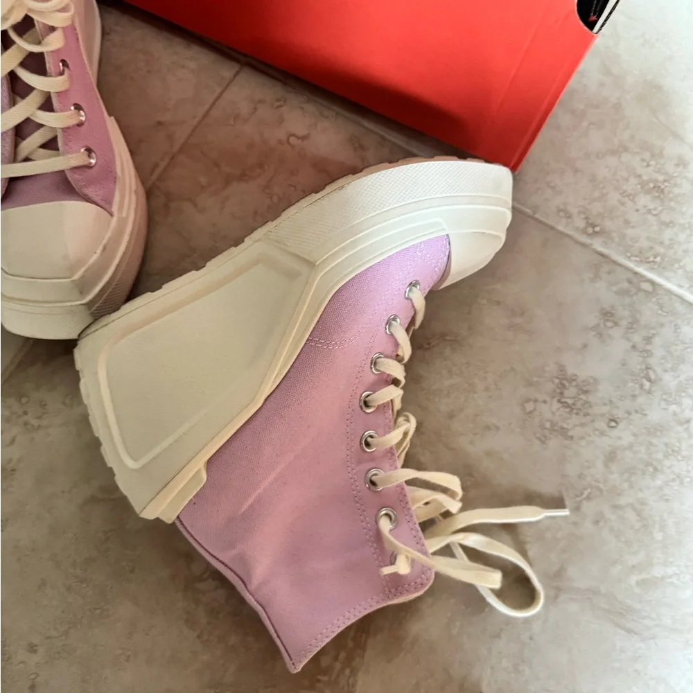 Converse Women's Lilac High-Top Platform Sneakers - Picture 5 of 12
